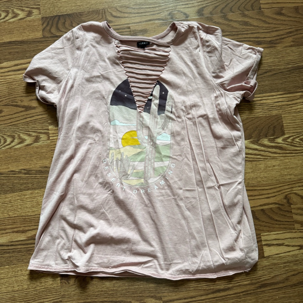 Torrid Graphic Distressed Blush Tee 2X